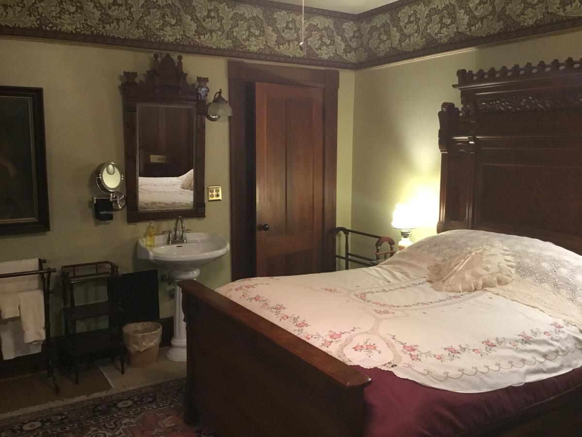 Allen House Inn Amherst Esterno foto
