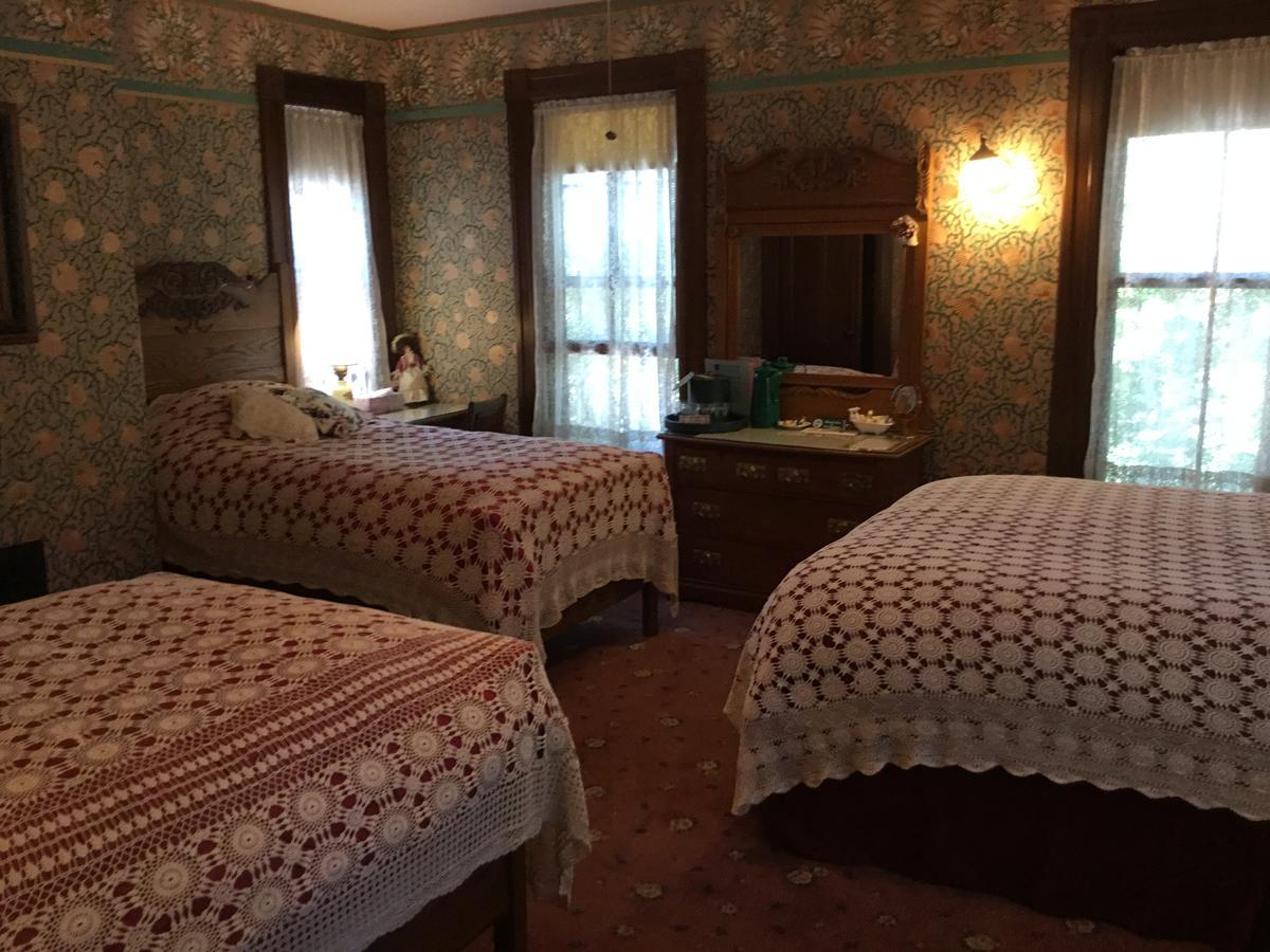 Allen House Inn Amherst Esterno foto