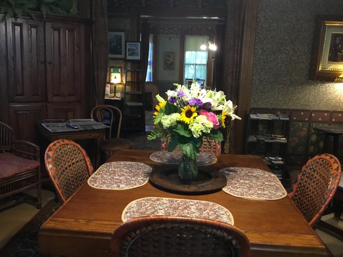 Allen House Inn Amherst Esterno foto