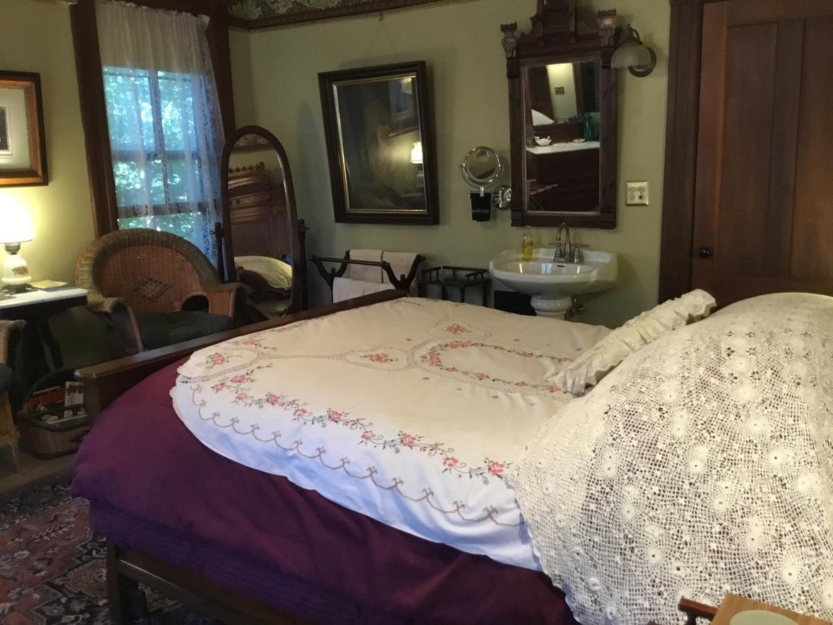 Allen House Inn Amherst Esterno foto